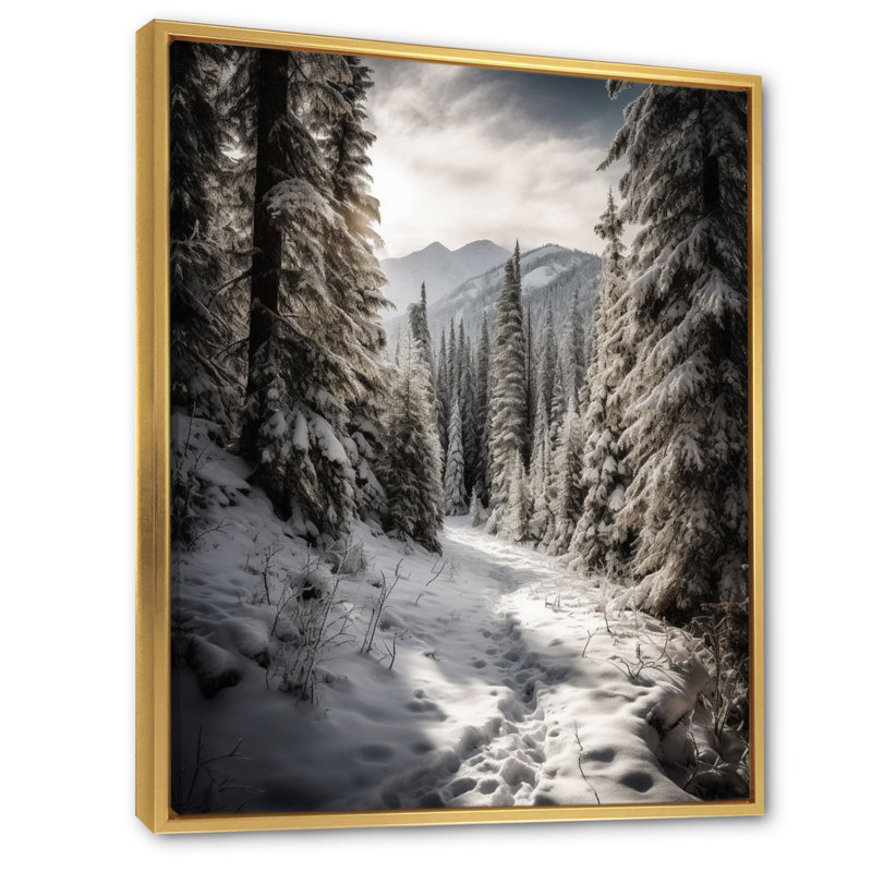 Frosty Snow Forest Path II - impressions sur toile neige, Cadre flottant doré, H 44 po x l 34 po x P 1,5 po