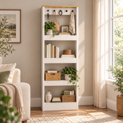 Unité de rangement ultra-mince (69 pouces de hauteur) avec une porte blanche de style antique, quatre tablettes et cinq crochets; une étagère étroite et polyvalente convenant à divers environnements.