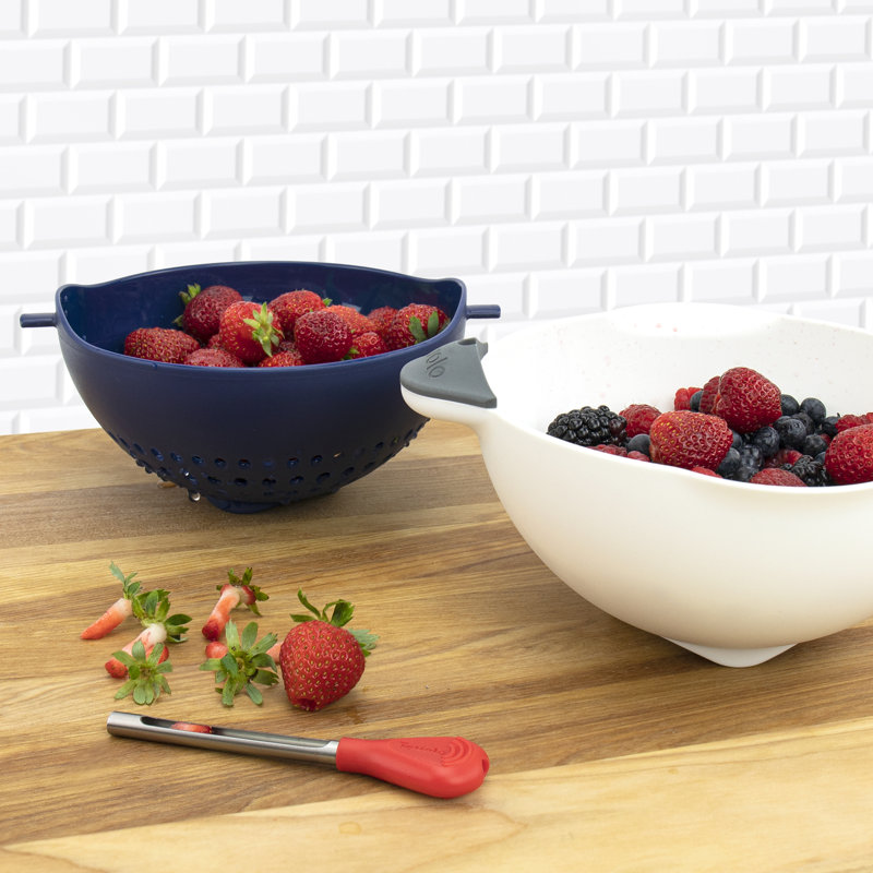 Passoire Tako Soak N 'Strain, bec verseur facile, crépine 1,5 pte, crépine 2 en 1 et bol de trempage, bol à fruits et légumes, sans BPA et lavable au lave-vaisselle