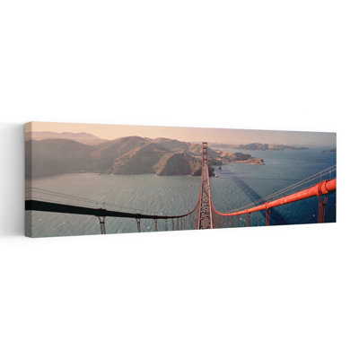 Golden Gate Bridge, Californie, États-Unis, oiseau, architecture côtière, art mural