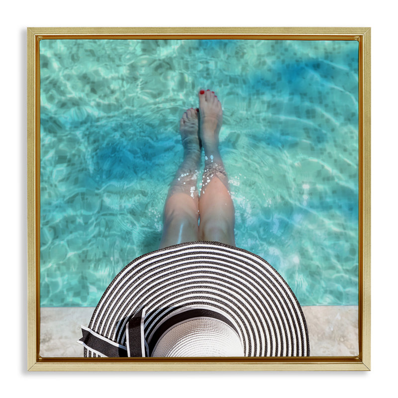 Vue des ondulations de la piscine d'été, H 25 po x l 25 po, Cadre flottant métallique doré