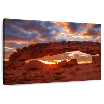 Nicci Mesa Arch Sunshine