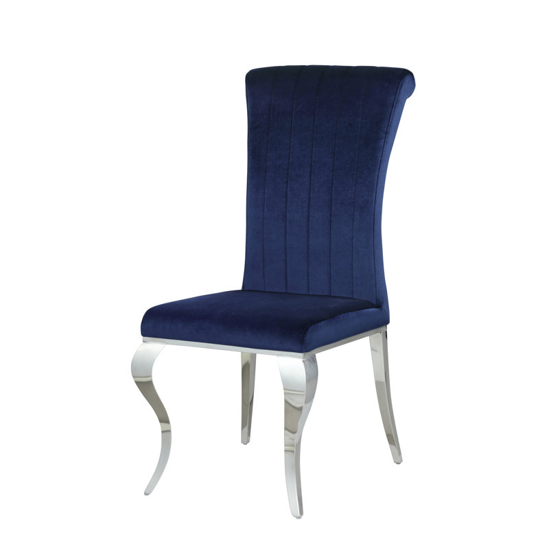Chaise d'appoint rembourrée en velours Martaz, Marine