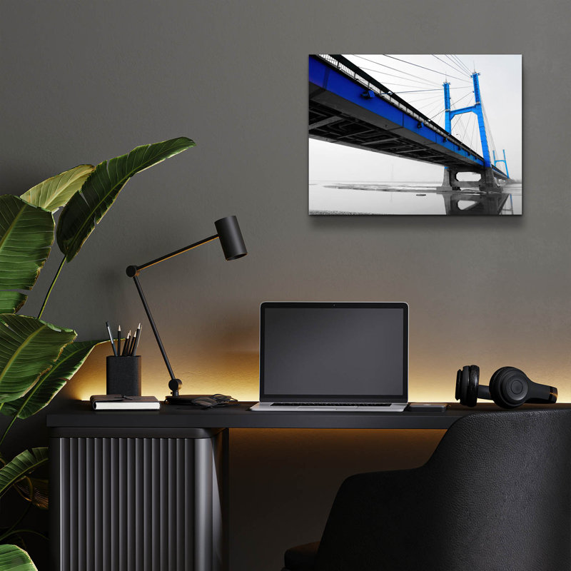 «Suspension Bridge In Blue» par PhotoINC Studio, H 12 po x l 16 po x P 0,13 po