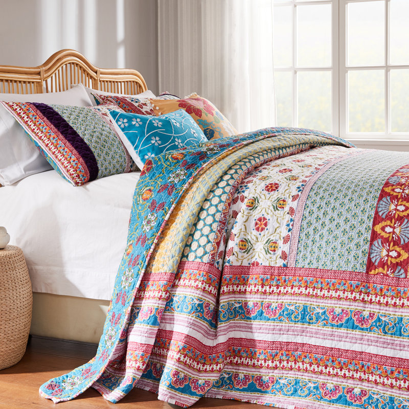 Greenland Home Fashions Thalia Tango Bohemian Medallion Floral Patchwork 3-Piece King Size Bedspread Set 120"x118" with 2 King Shams