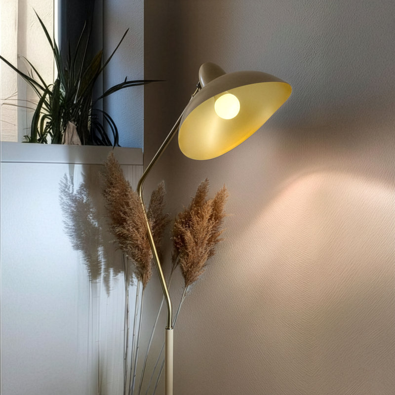Swoop crème 62 po Lampe sur pied DEL arquée contemporaine avec abat-jour intérieur en métal doré unique