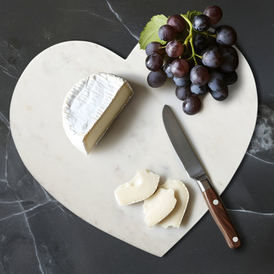  Eterna 12" Heart Shaped Marble Cheese Board