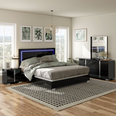 Duckworth 4-Piece Bedroom Set