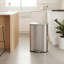 Poubelle en acier inoxydable brossé satiné à finition satinée, 50 litres, résistant aux empreintes digitales, modèle à pédale à fermeture en douceur.