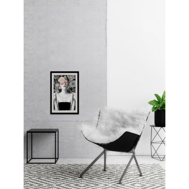 Aubree « Flower Madness II », impression d’art graphique encadrée, H 12 po x l 8 po x P 1,5 po