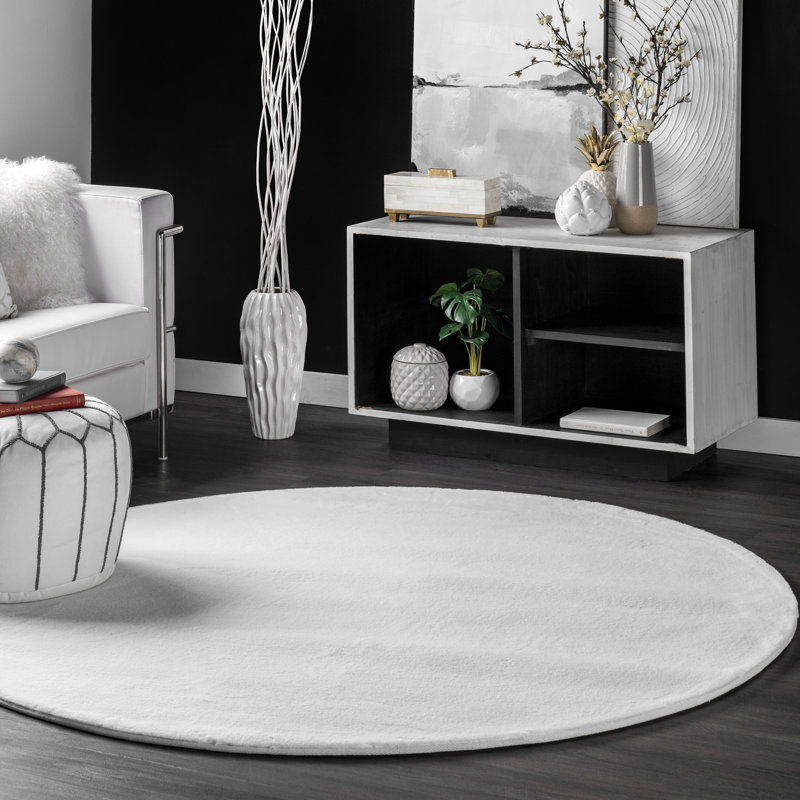 Ainsley Soft Faux Rabbit Machine Woven / Power Loomed Performance White Shag Rug, Round 6'
