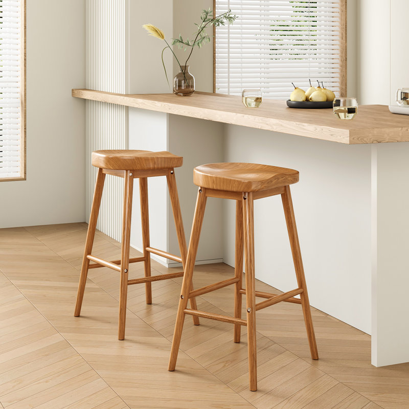 Tabouret de bar en bois massif Danel, Clair naturel, Tabouret de bar (siège d'une hauteur de 30,3 po)