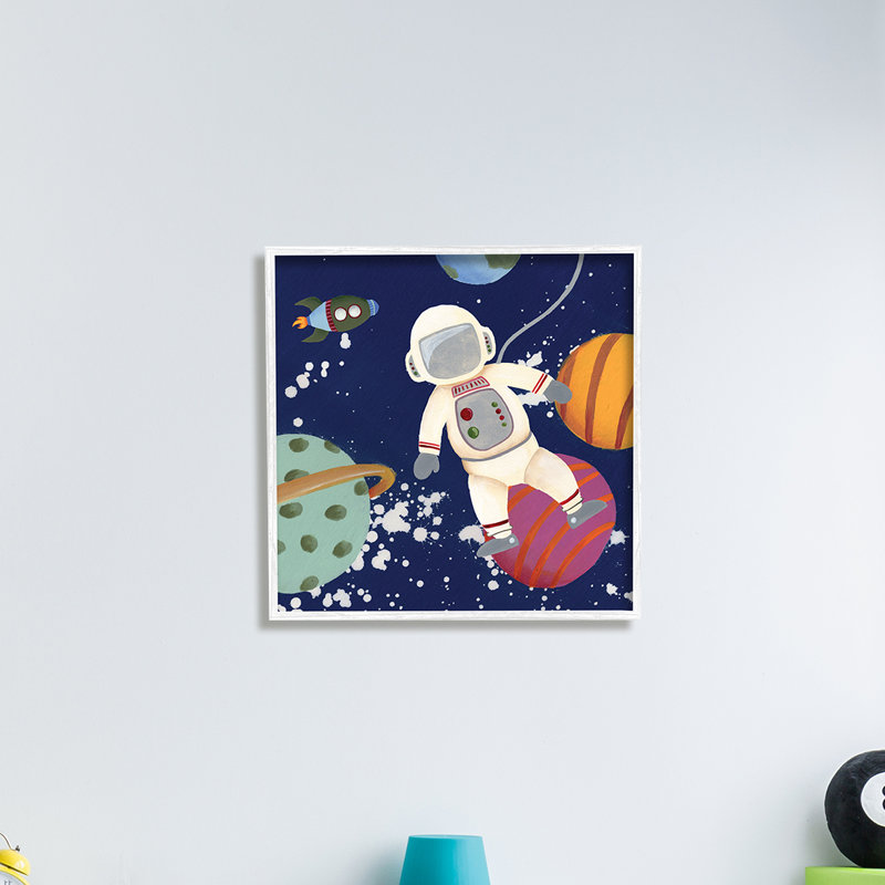 Astronaute ludique flottant dans la fusée de Space Planets, H 17 po x l 17 po, Giclée encadrée noir minuit