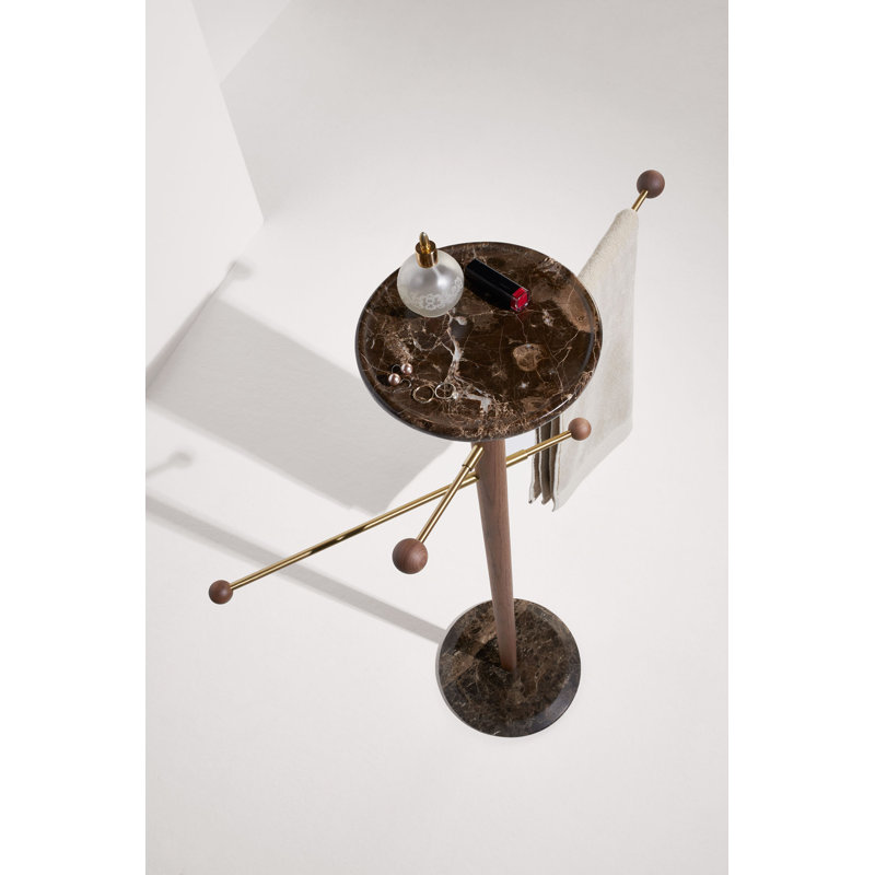 Toallero Towel Stand, Walnut