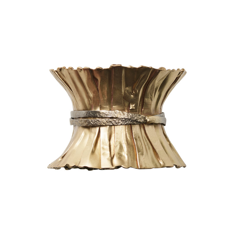 Clinched Napkin Ring