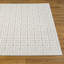 Tapis moderne à motif géométrique à treillis-117597804