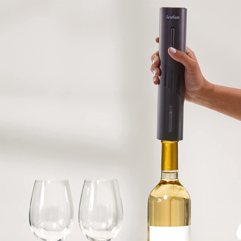 Ensemble-cadeau vin ivoire 7 pièces | Ensemble d'accessoires pour le vin avec ouvre-bouteille électrique automatique à piles, bec verseur de vin, pompe de conservation du vin, 2 bouchons de liège réutilisables, coupe-papier et base