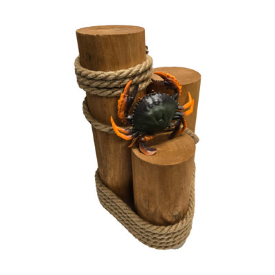 H 18 po et 5 po de diamètre Pieux en bois avec décor crabe.