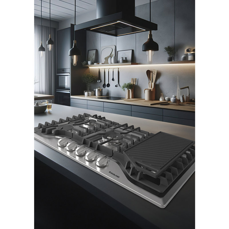 36 in. Gas Cooktop in Stainless Steel with 5 Burners, Dual-Sided Grill/Griddle, NG/LPG Convertible, CSA Certified