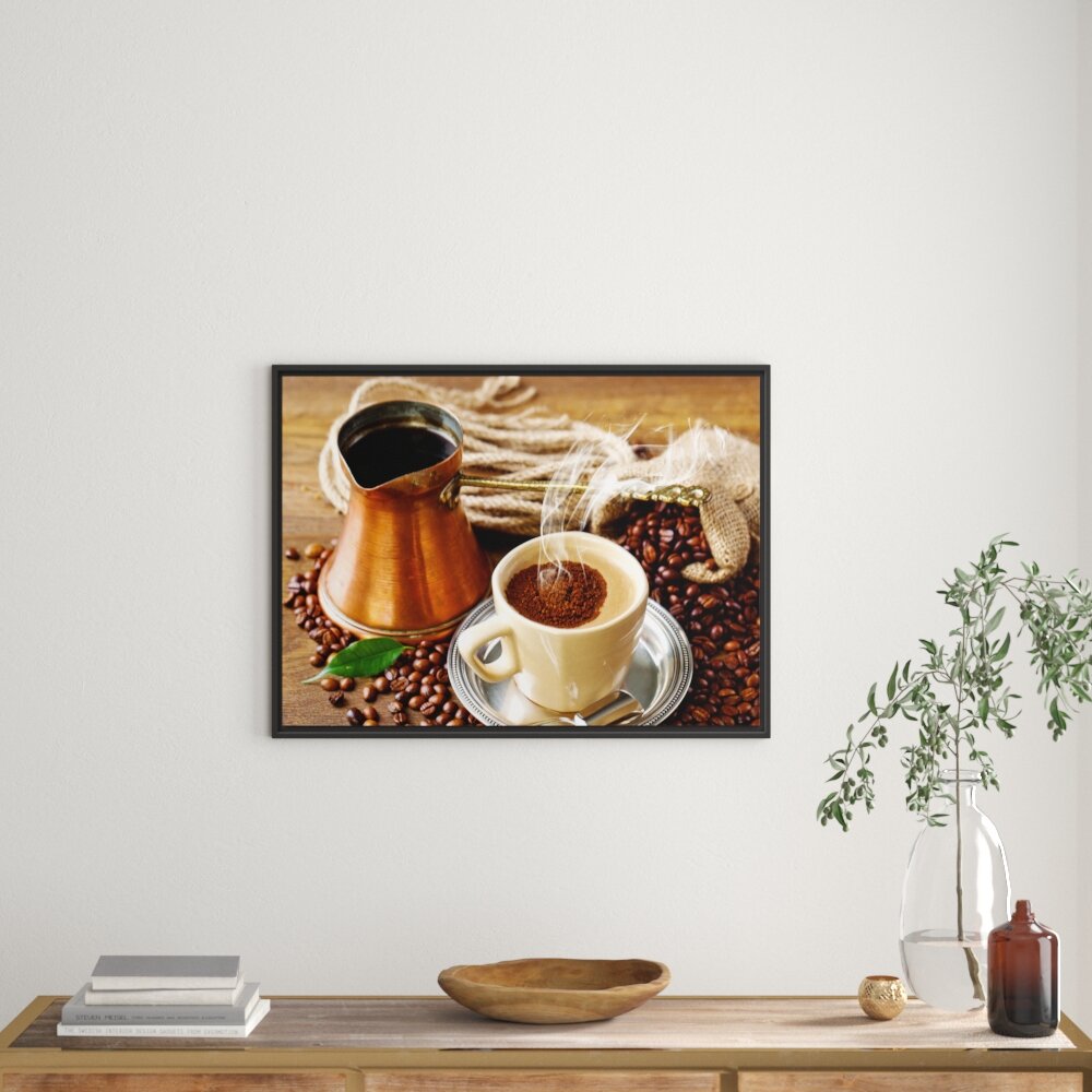 Gerahmtes Wandbild Frisch Kaffee mit Kaffeebohnen