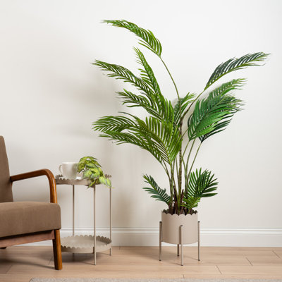 Metal Scallop Planter on Stand