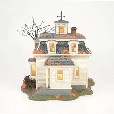 Disney Hot Properties Village Hocus Pocus Max's House in Salem Lit Halloween Village Building