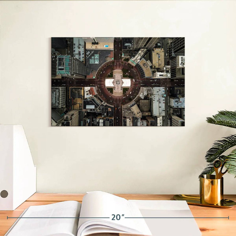 Nicci Indianapolis Monument Circle, 8" H x 12" W