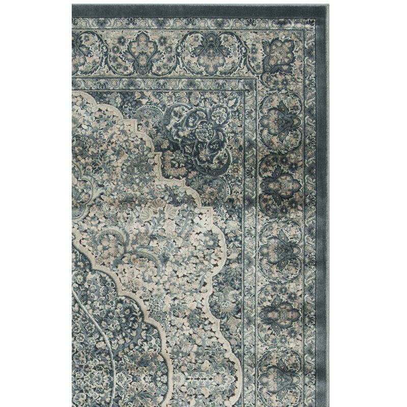 Goshen Performance Oriental Rug, Rectangle 4' x 5'7"