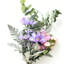 Bouquet de fleurs artificielles mélangées avec Lulian, Cosmos, Dusty Miller et Eucalyptus Radiata