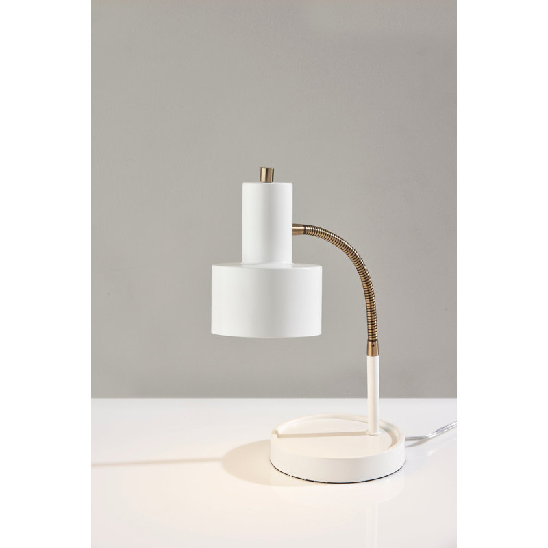 Hyrmet Metal USB Desk Lamp