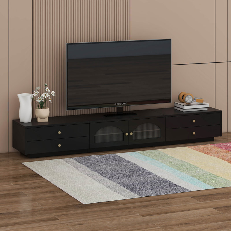 Meuble télé luxueux avec portes en verre cannelé, meuble télé avec tablettes en verre trempé et plusieurs options de rangement