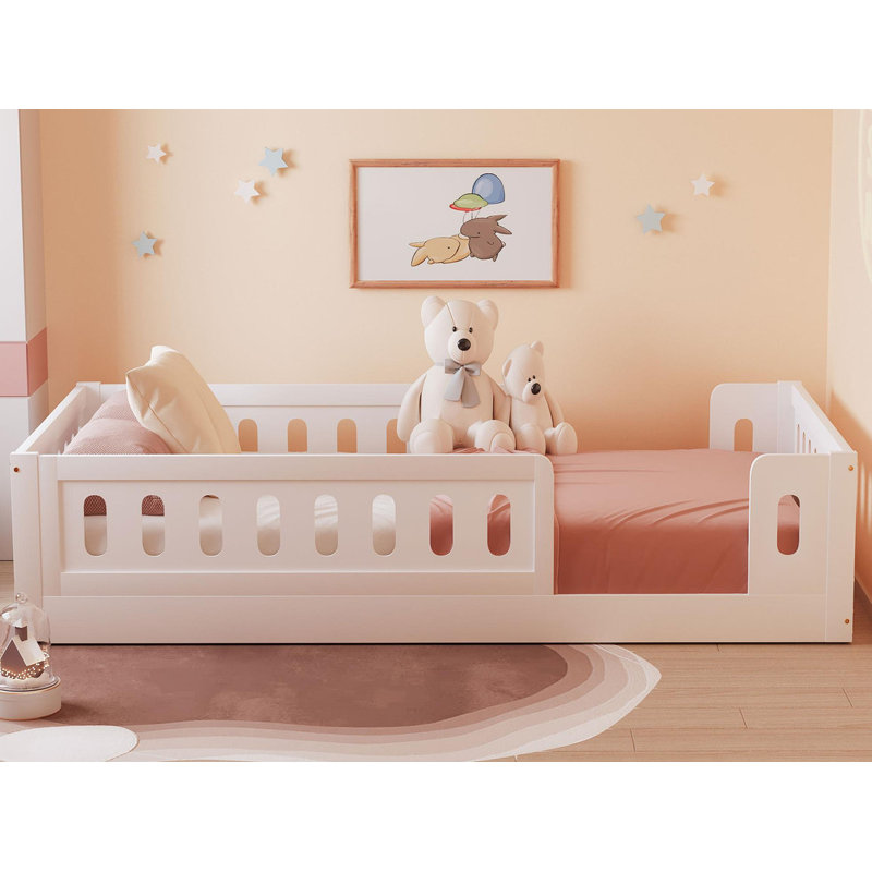 Lit plateforme simple en bois avec garde-corps, Blanc