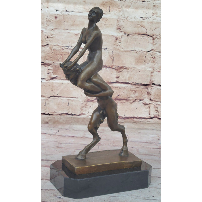 Figurines et sculptures