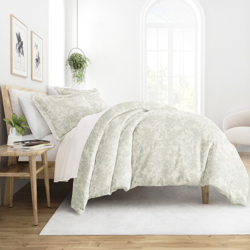 Ultra Soft Green Floral Pattern Twin Bedspread Cover Set