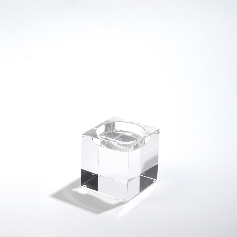Escalier Pillar C/H, 4" H x 4" W x 4" D