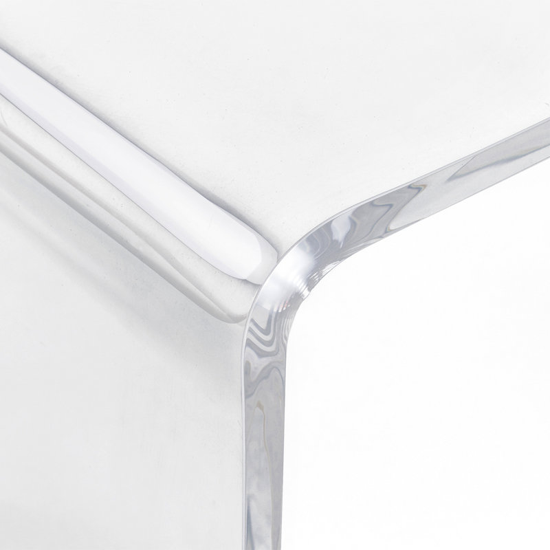 Table basse rectangulaire en acrylique 32 mm de long à chute d'eau de 32 mm de long et transparente