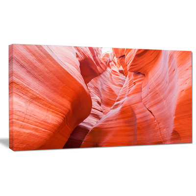 " Antelope Canyon Walls "
