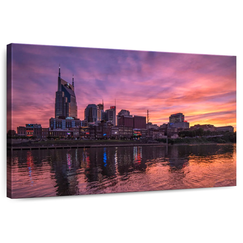Kavia Nashville au crépuscule, H 32 po x l 48 po