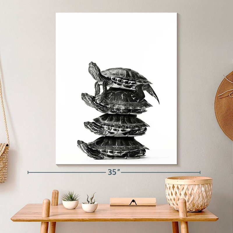 «Stacked Four Turtles», reproduction sur toile tendue, H 30 po x l 24 po x P 1,25 po