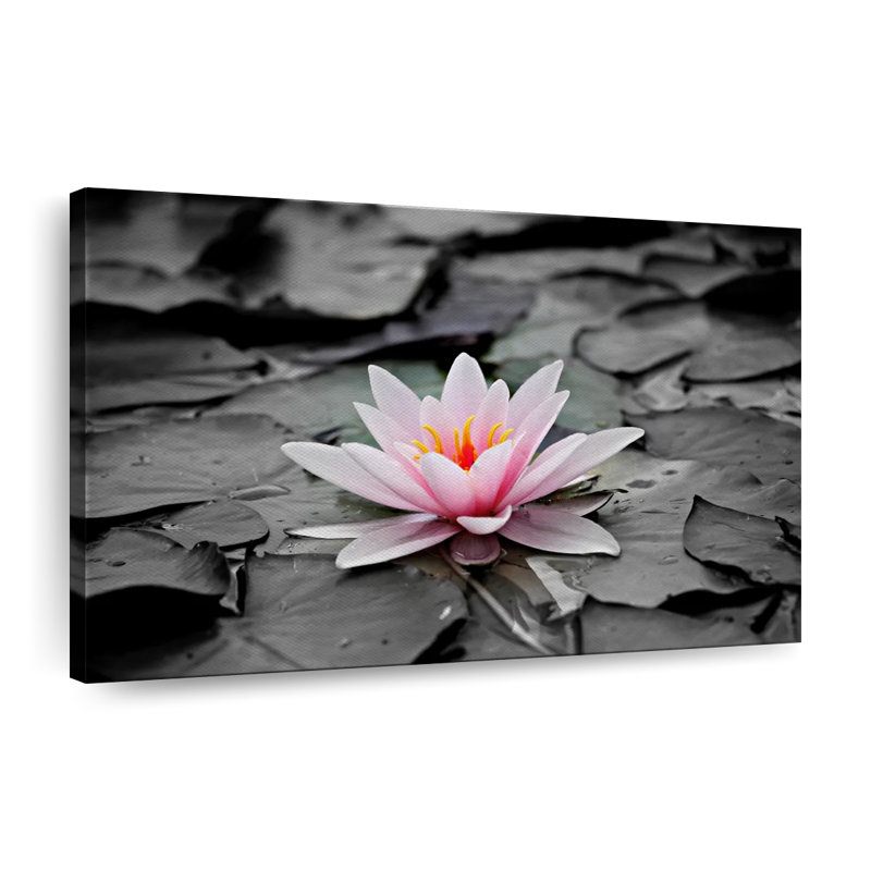 Fleur de lotus sur toile, H 8 po x l 12 po x P 1 po