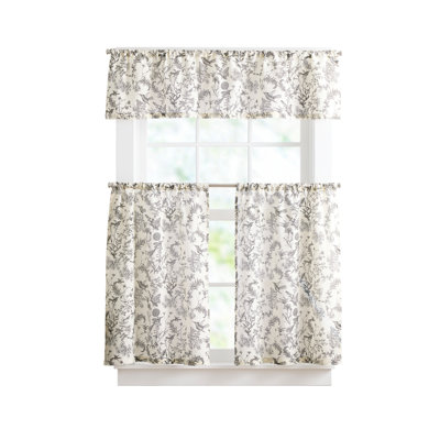  Hummingbird Multi 58 X 14 Valance And Tier Set