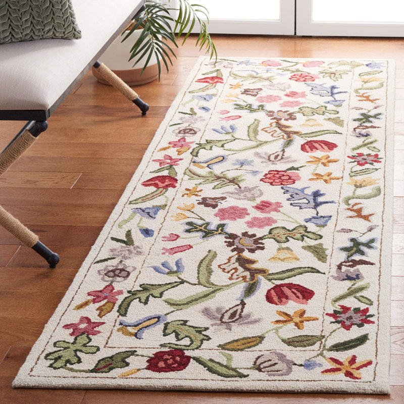 Tapis floral en laine touffeté à la main Jamaine, Tapis de couloir 2 pi 6 po x 8 pi