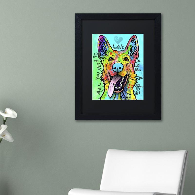 «Love and a Dog» par Dean Russo, impression encadrée, H 16 po x l 20 po x P 0,5 po, Encadrement brun, Noir