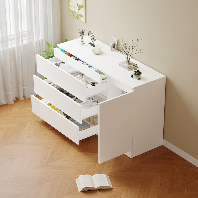 Armoire en bois avec tiroirs cachés