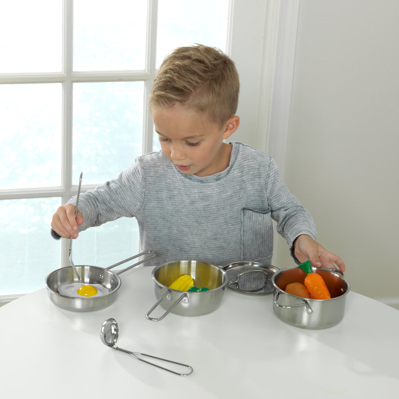 Deluxe Cookware Metal Play Set with 11 Pieces of Play Food