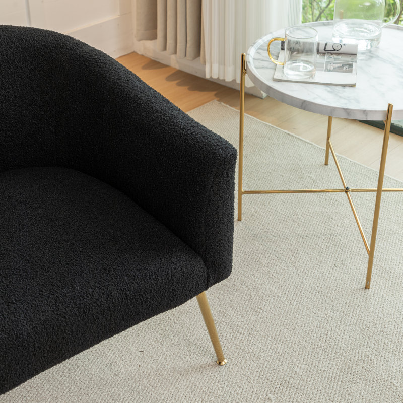 Fauteuil demi-tonneau Jameila, Similifourrure noire, Doré, 1