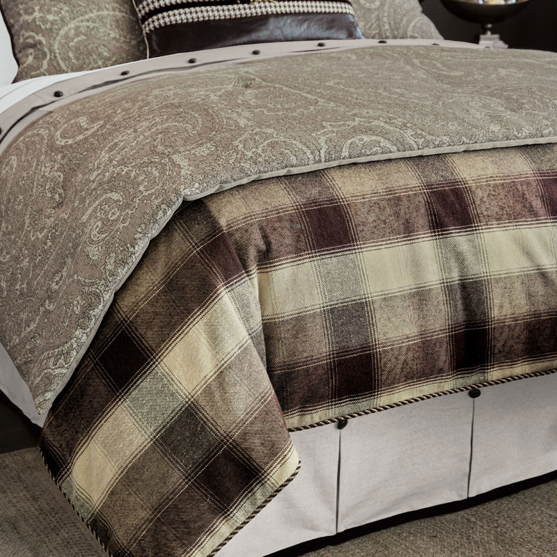 Highland Plaid Button-Tufted Comforter, Twin XL Daybed Comforter