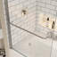 Pare-baignoire pivotant avec verre trempé de 1/4 po et barre à serviettes