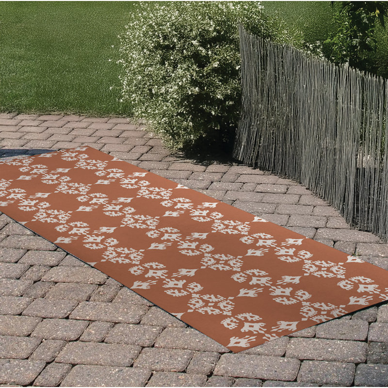 Cassia Outdoor Rug, Runner 2'6" x 8'