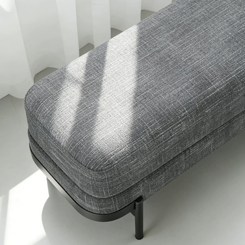 Banc rembourré gris, H 16,54 po x L 62,99 po x P 15,75 po